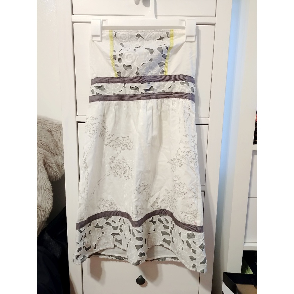 Kimchi Blue Strapless Floral Lasercut Dress